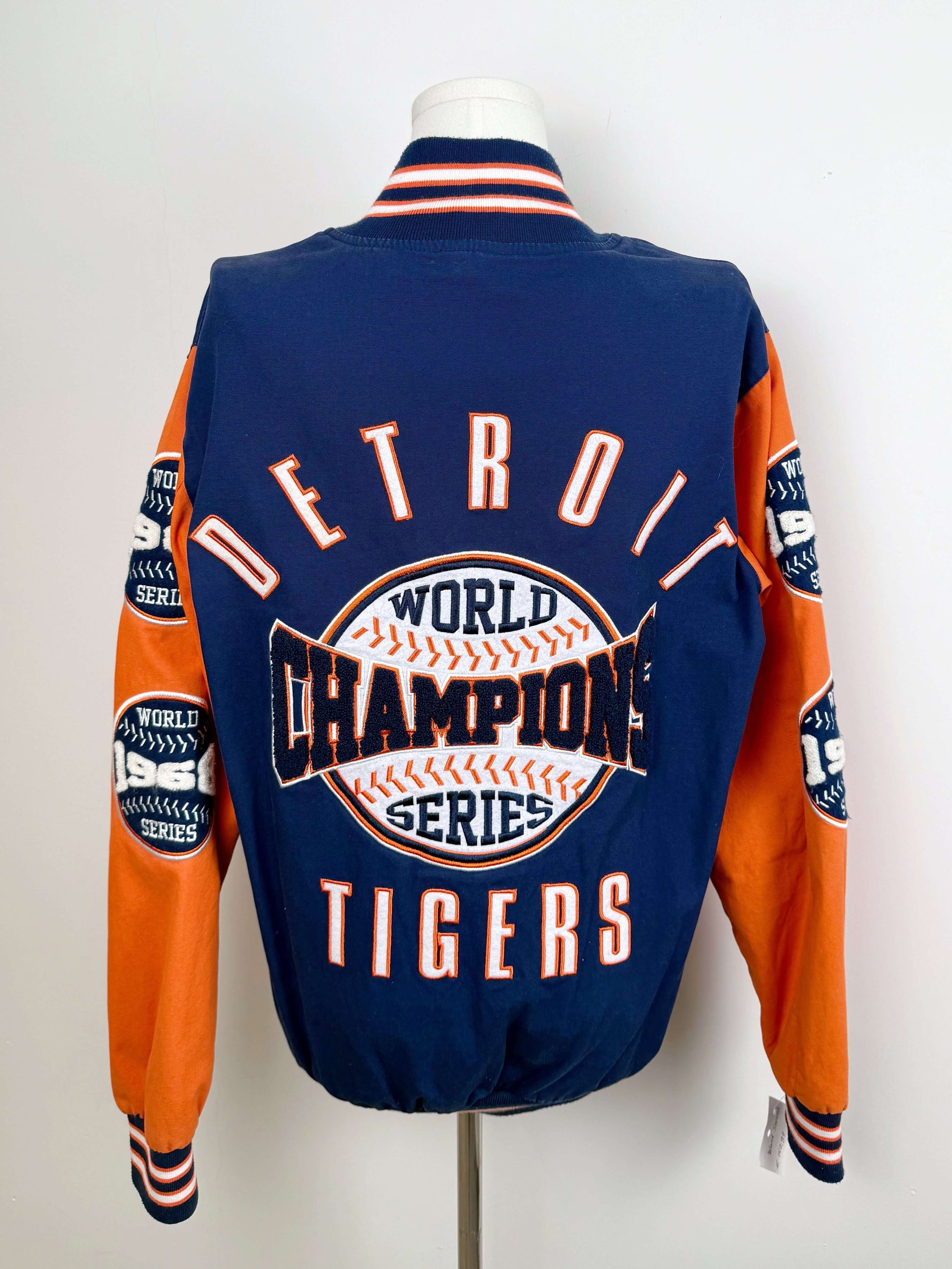 Tigers World Champions bomber | Laura Stappers Vintage