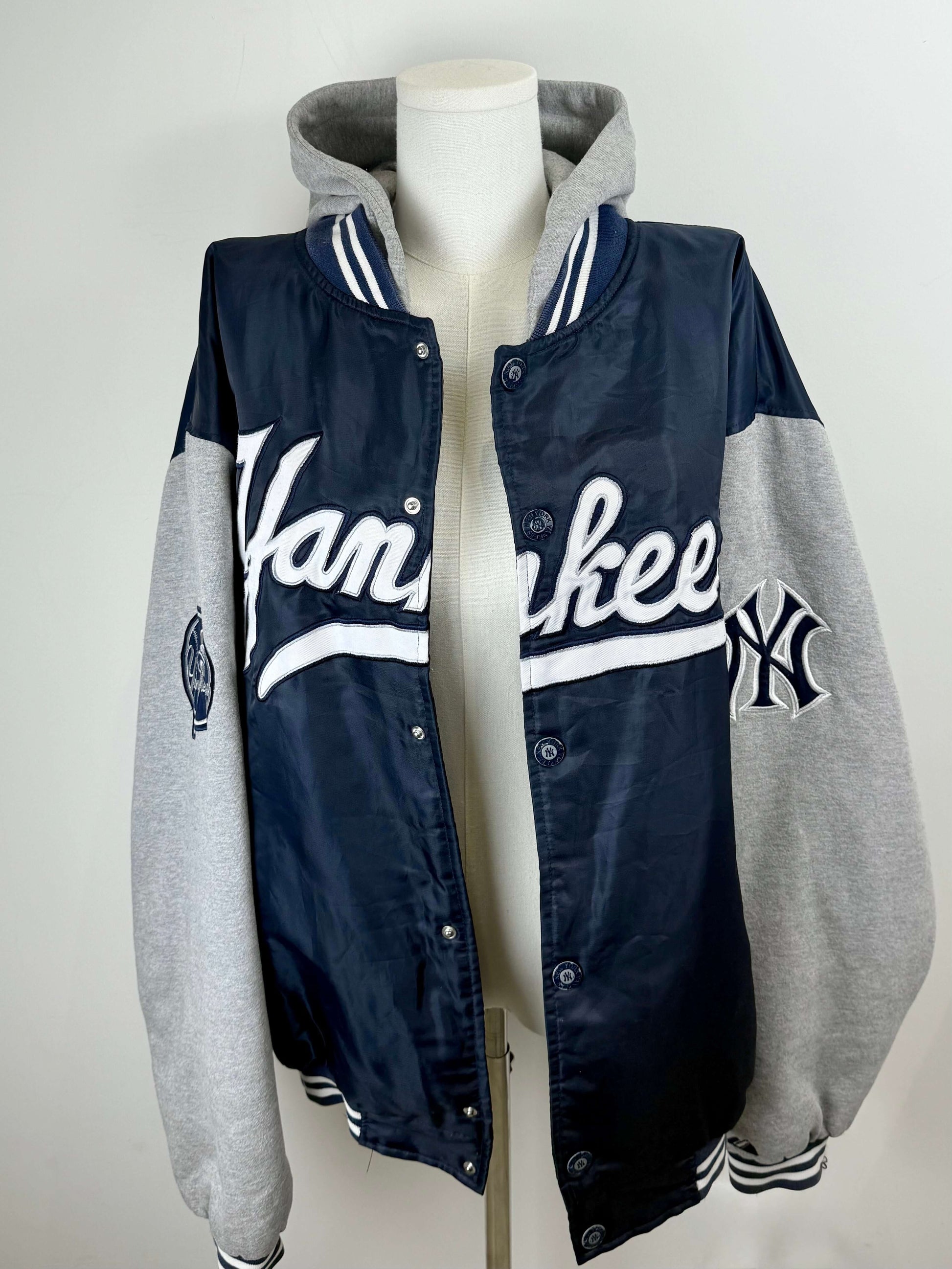 Yankees hooded bomber spell out | Laura Stappers Vintage