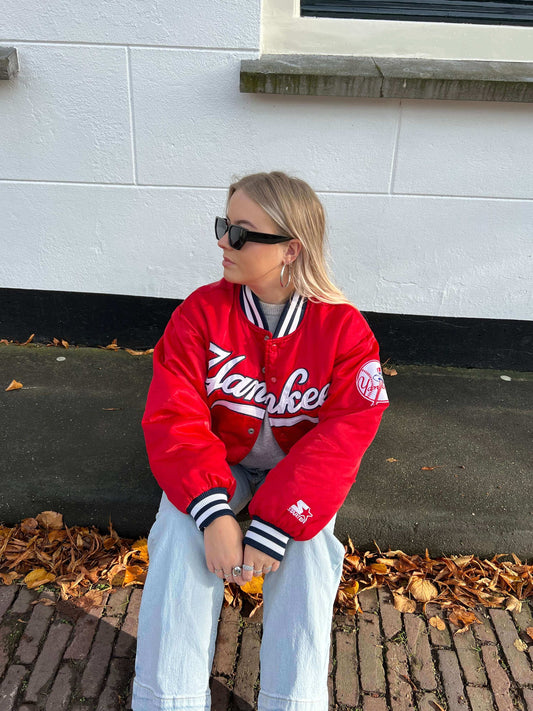 Starter Yankees spell-out bomber red | Laura Stappers Vintage