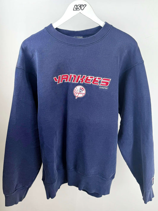Vintage New York Yankees sweater | Laura Stappers Vintage