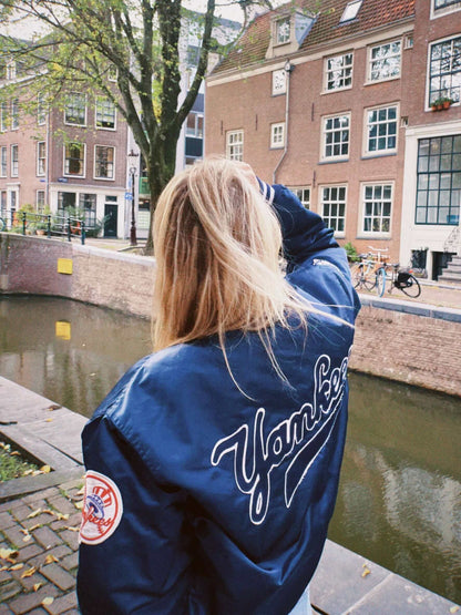 NY Yankees satin jacket blue | Laura Stappers Vintage