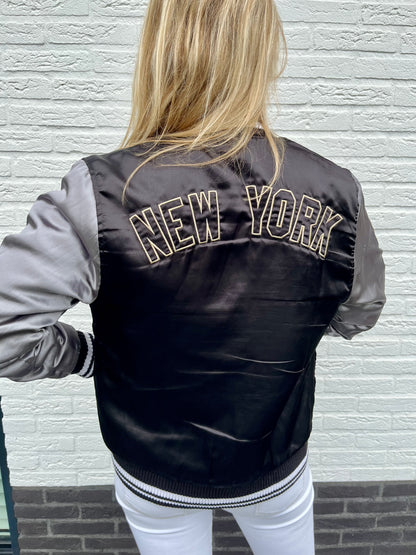 New York Yankees silver satin jacket | Laura Stappers Vintage