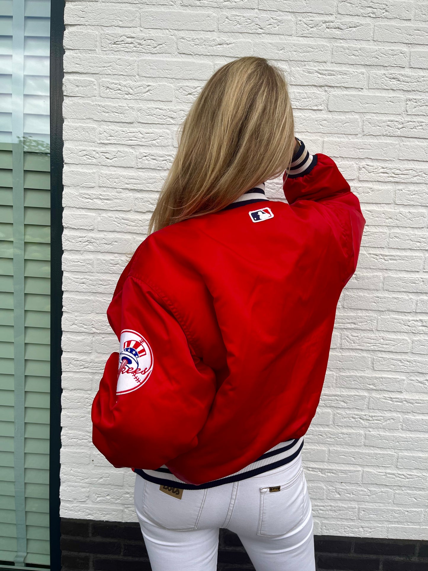 Starter Yankees spell-out bomber red