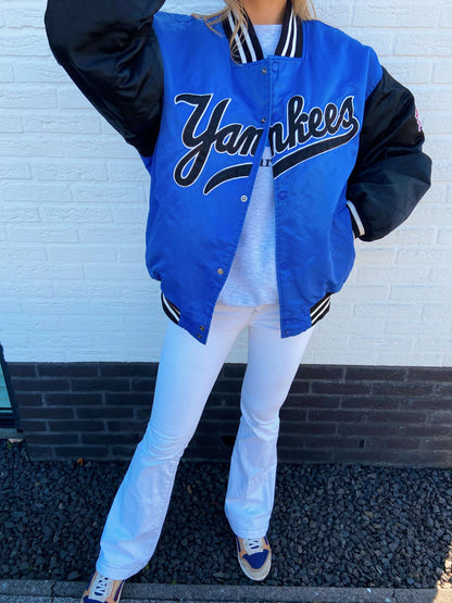 New York Yankees spell out indigo | Laura Stappers Vintage