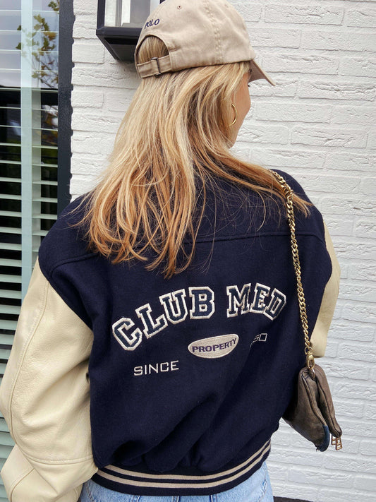 Club Med bomber