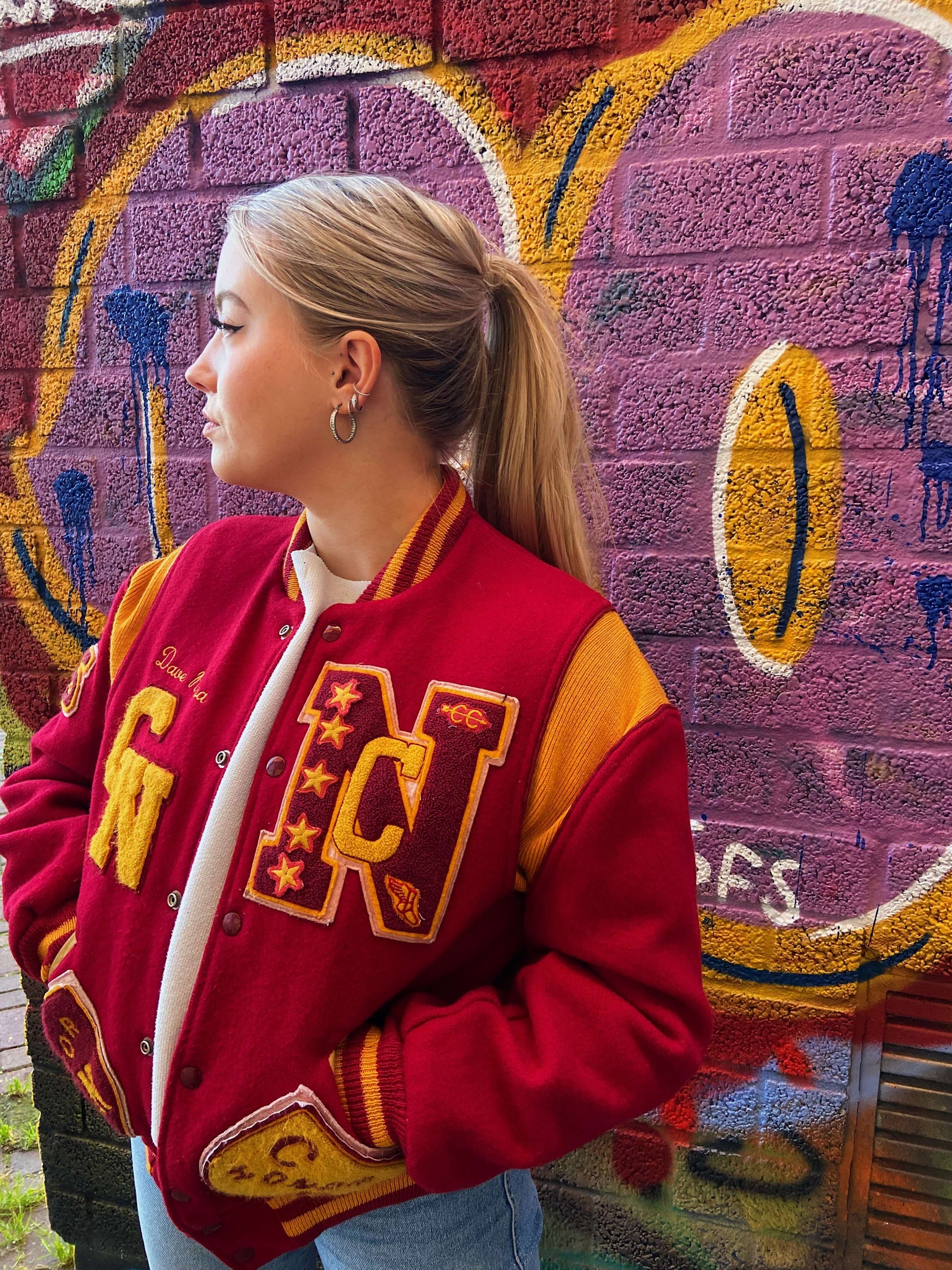 College bomber red | Laura Stappers Vintage