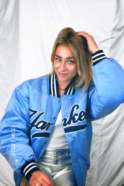 Yankees light blue bomber jacket | Laura Stappers Vintage