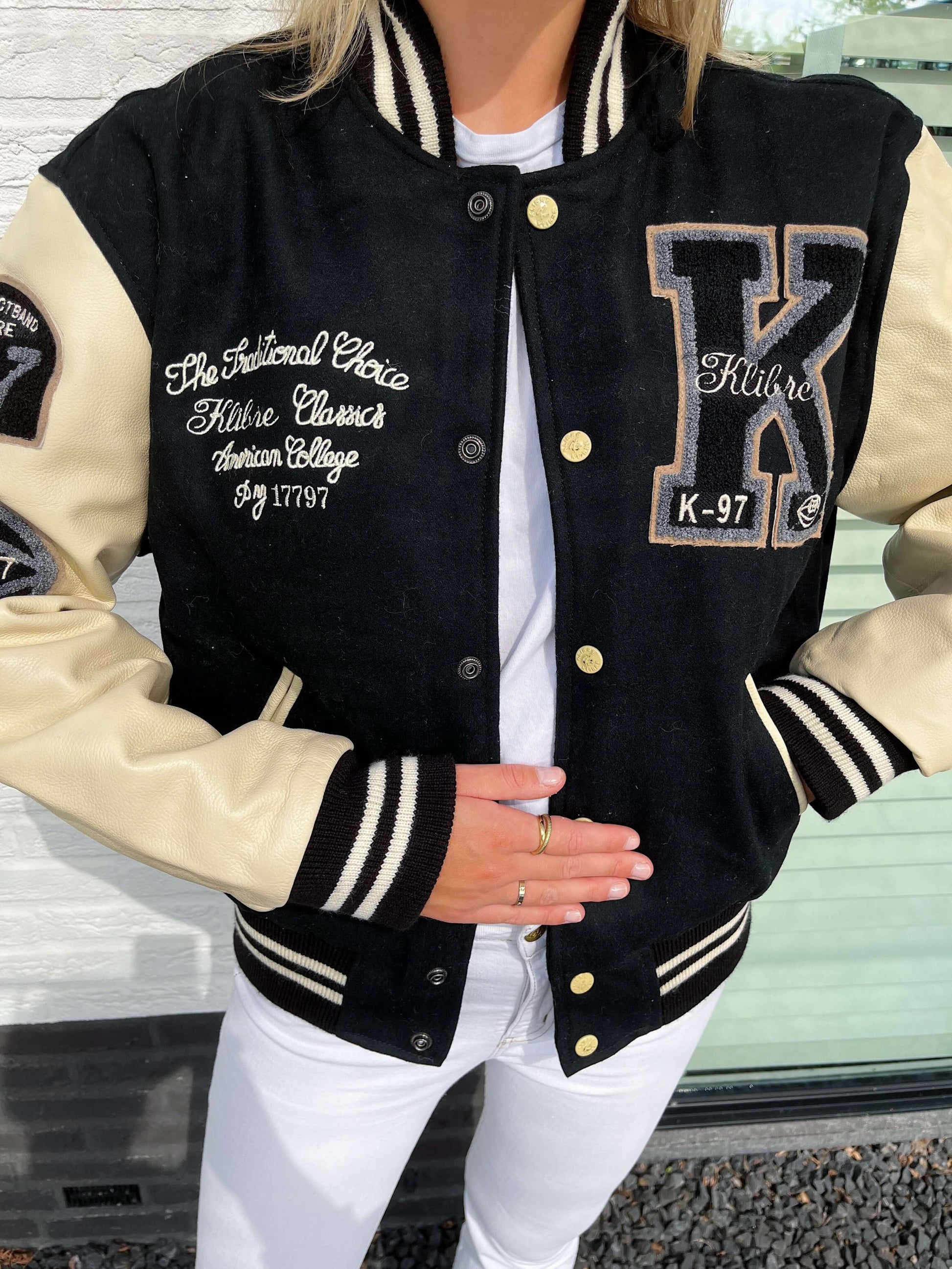 Vintage varsity baseball bomber jacket | Laura Stappers Vintage