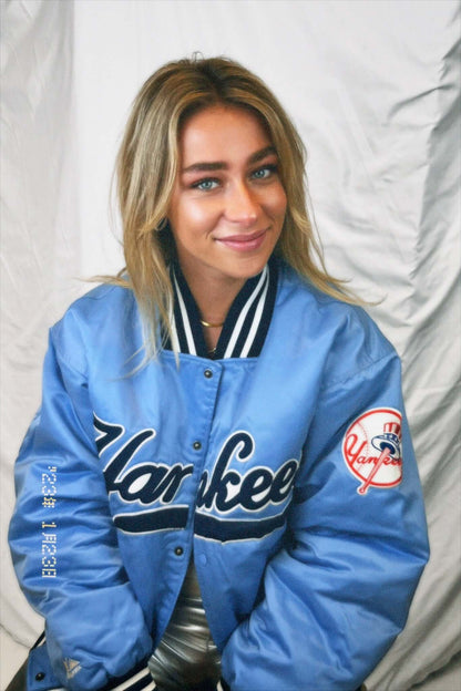 Yankees light blue bomber jacket | Laura Stappers Vintage