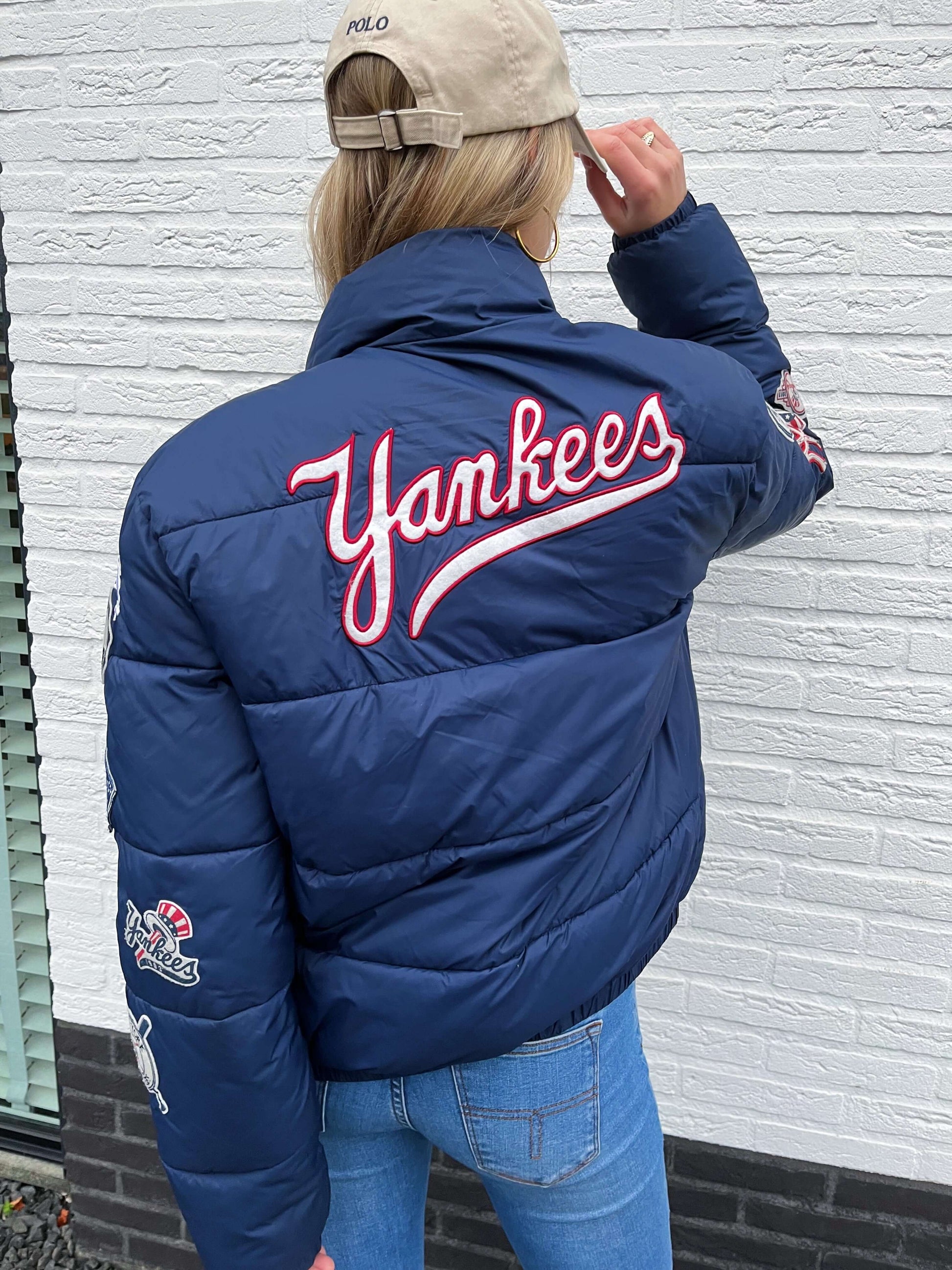 Yankees patches puffer jacket | Laura Stappers Vintage