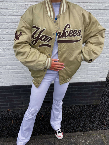 New York Yankees spell out bomber beige | Laura Stappers Vintage